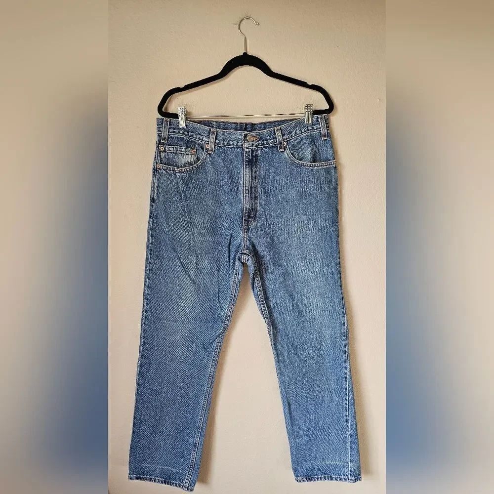 Vintage Levis 2002 Regular Fit Straight Leg Jeans W36 L30